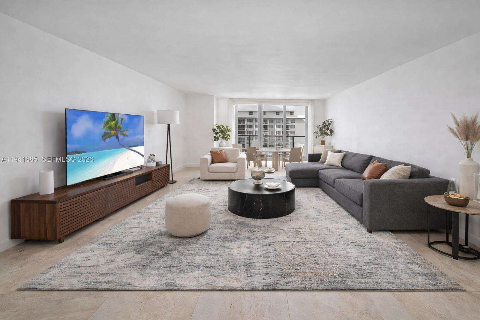 Arlen Beach at 5701 Collins Ave, Miami Beach, FL 33140 - For Sale photo 2