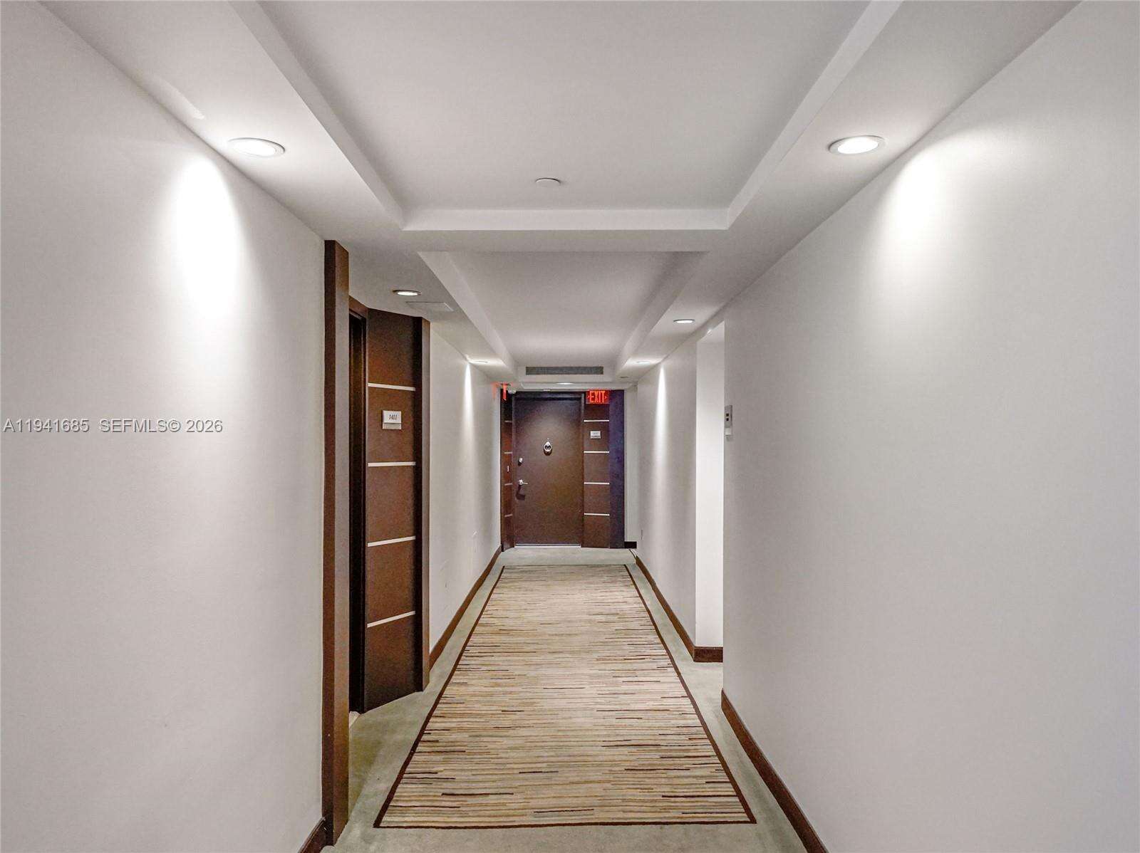 Arlen Beach at 5701 Collins Ave, Miami Beach, FL 33140 - For Sale photo 15