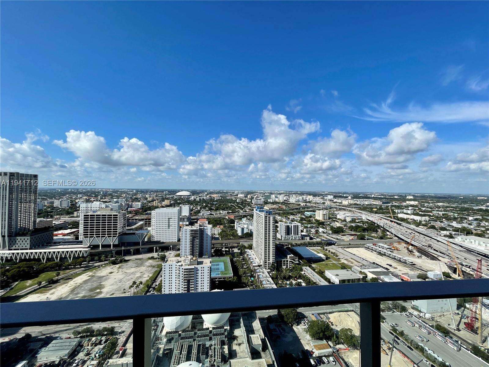 Paramount Miami Worldcenter at 851 1 Ave, Miami, FL 33132 - For Sale photo 19