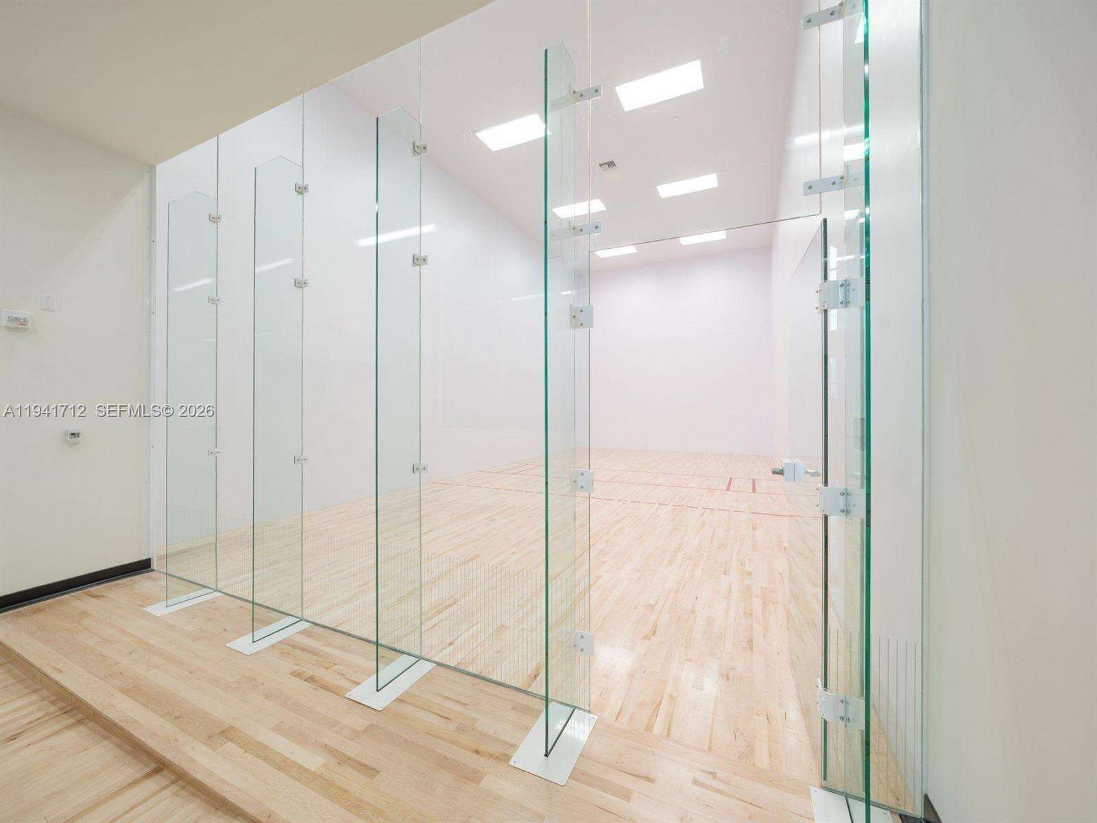 Paramount Miami Worldcenter at 851 1 Ave, Miami, FL 33132 - For Sale photo 42