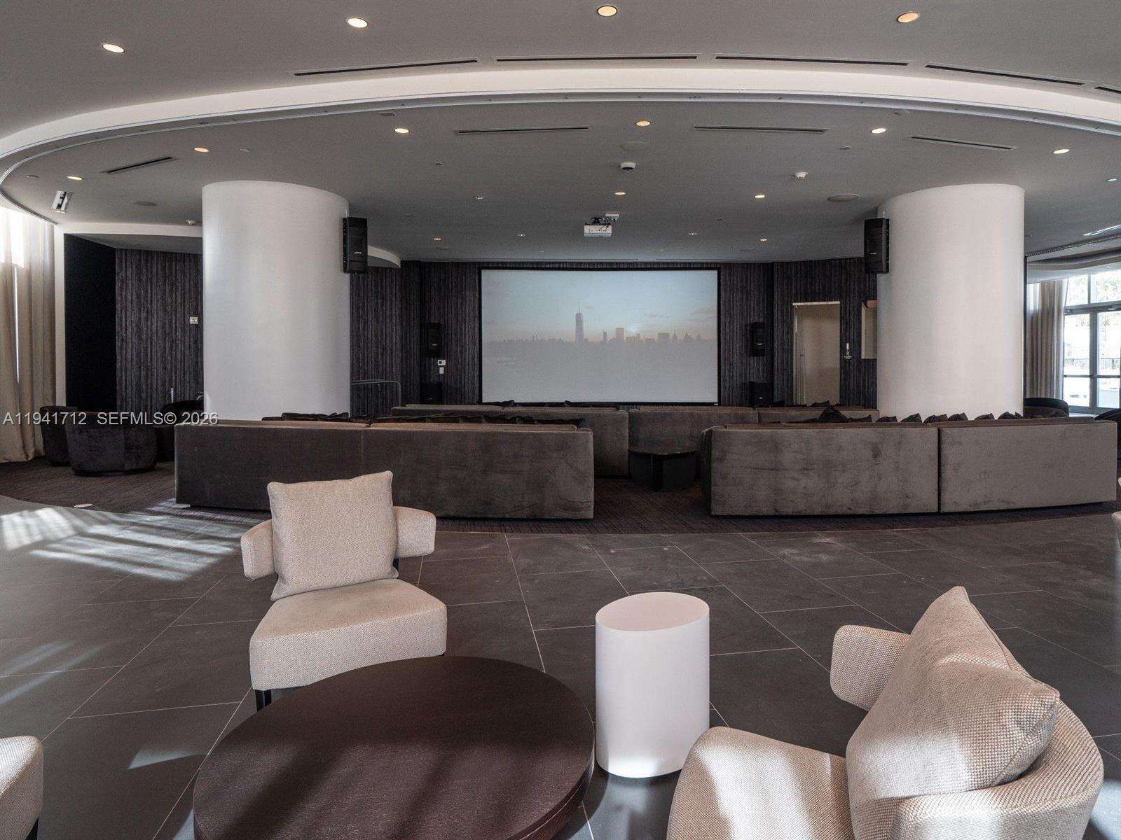 Paramount Miami Worldcenter at 851 1 Ave, Miami, FL 33132 - For Sale photo 44