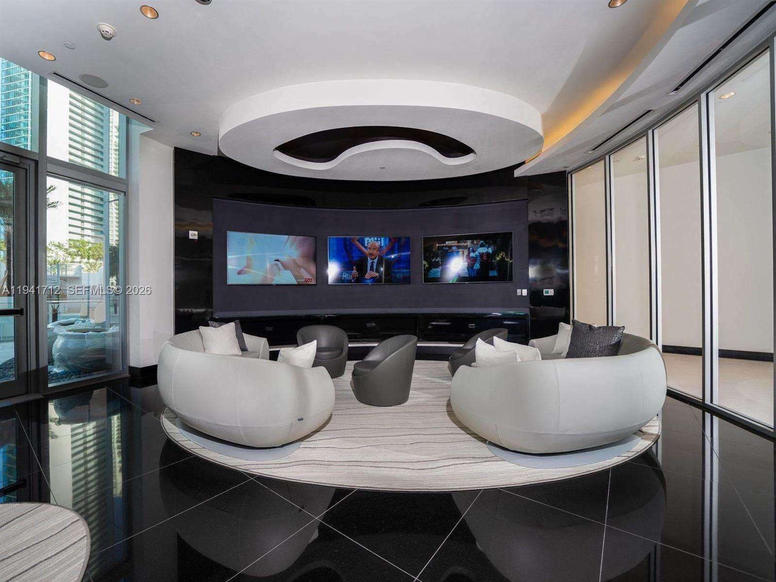 Paramount Miami Worldcenter at 851 1 Ave, Miami, FL 33132 - For Sale photo 51