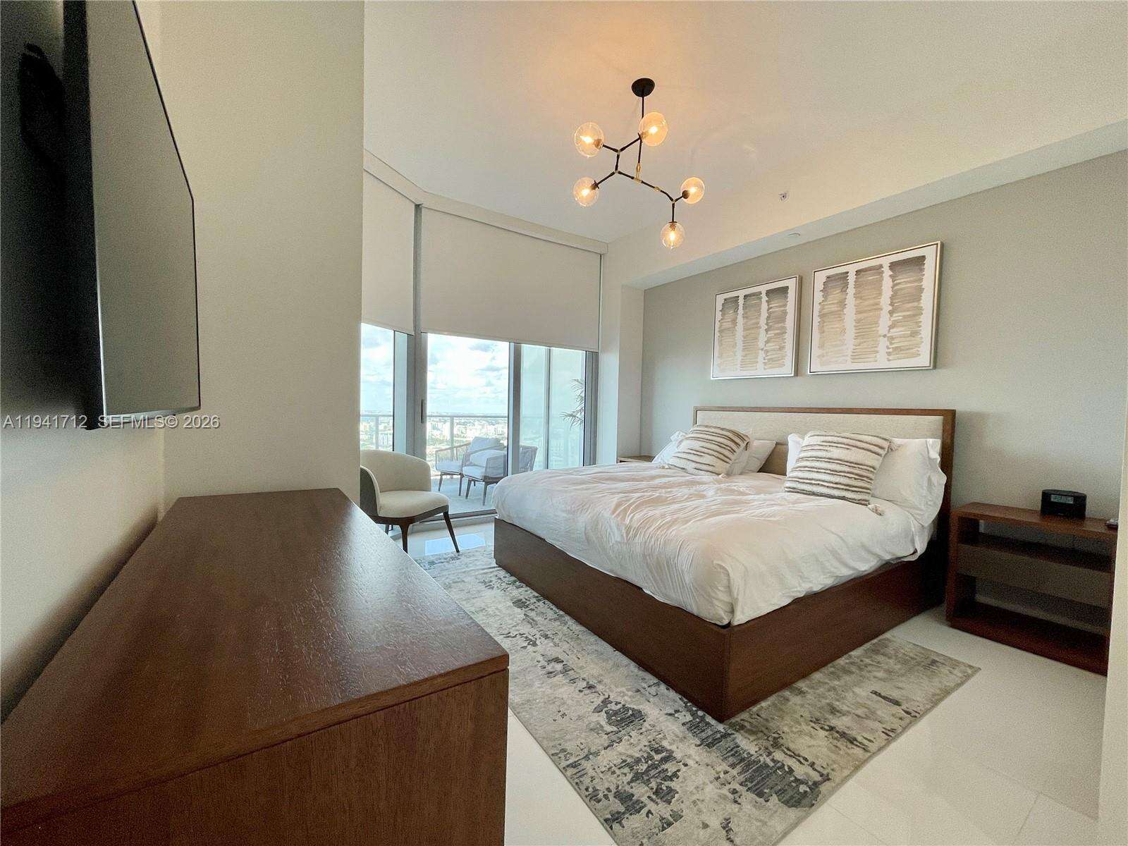 Paramount Miami Worldcenter at 851 1 Ave, Miami, FL 33132 - For Sale photo 8