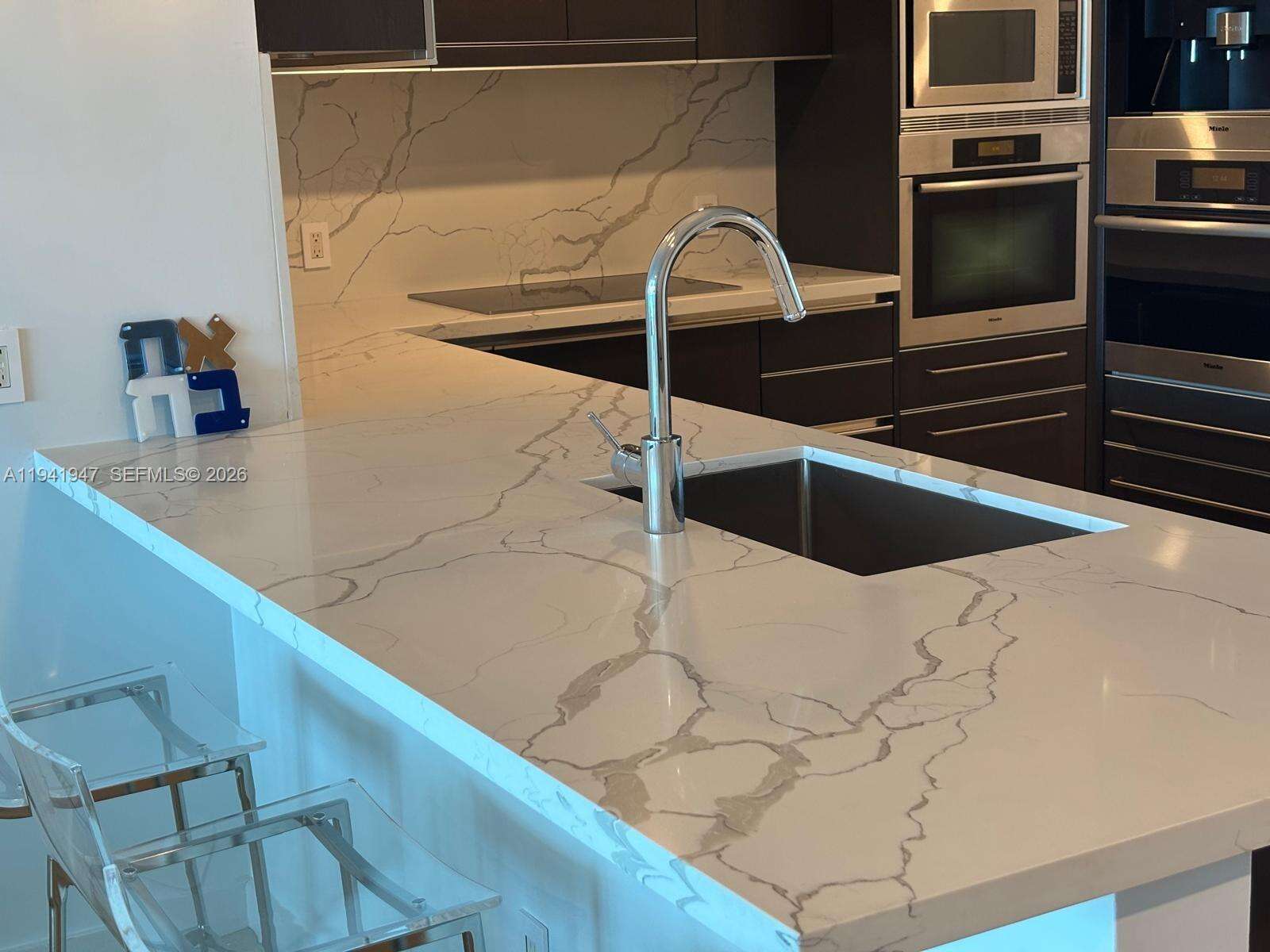 JADE BEACH - 17001 Collins Ave, Sunny Isles Beach, FL 33160 | Picture 7