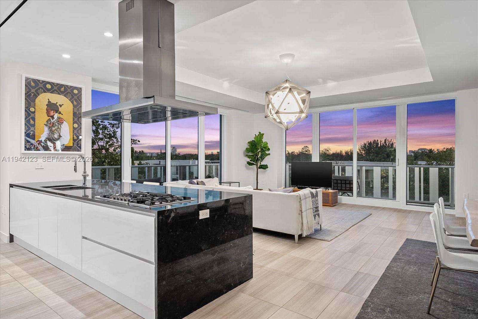 4701 NORTH MERIDIAN - 4701 Meridian Ave, Miami Beach, FL 33140 | Picture 3