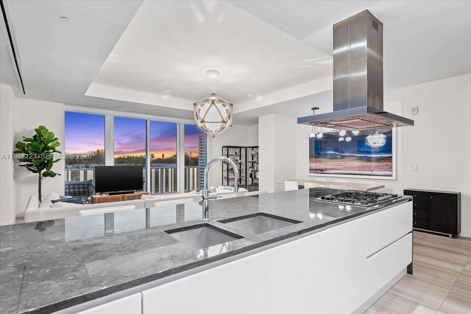 4701 NORTH MERIDIAN - 4701 Meridian Ave, Miami Beach, FL 33140 | Picture 10