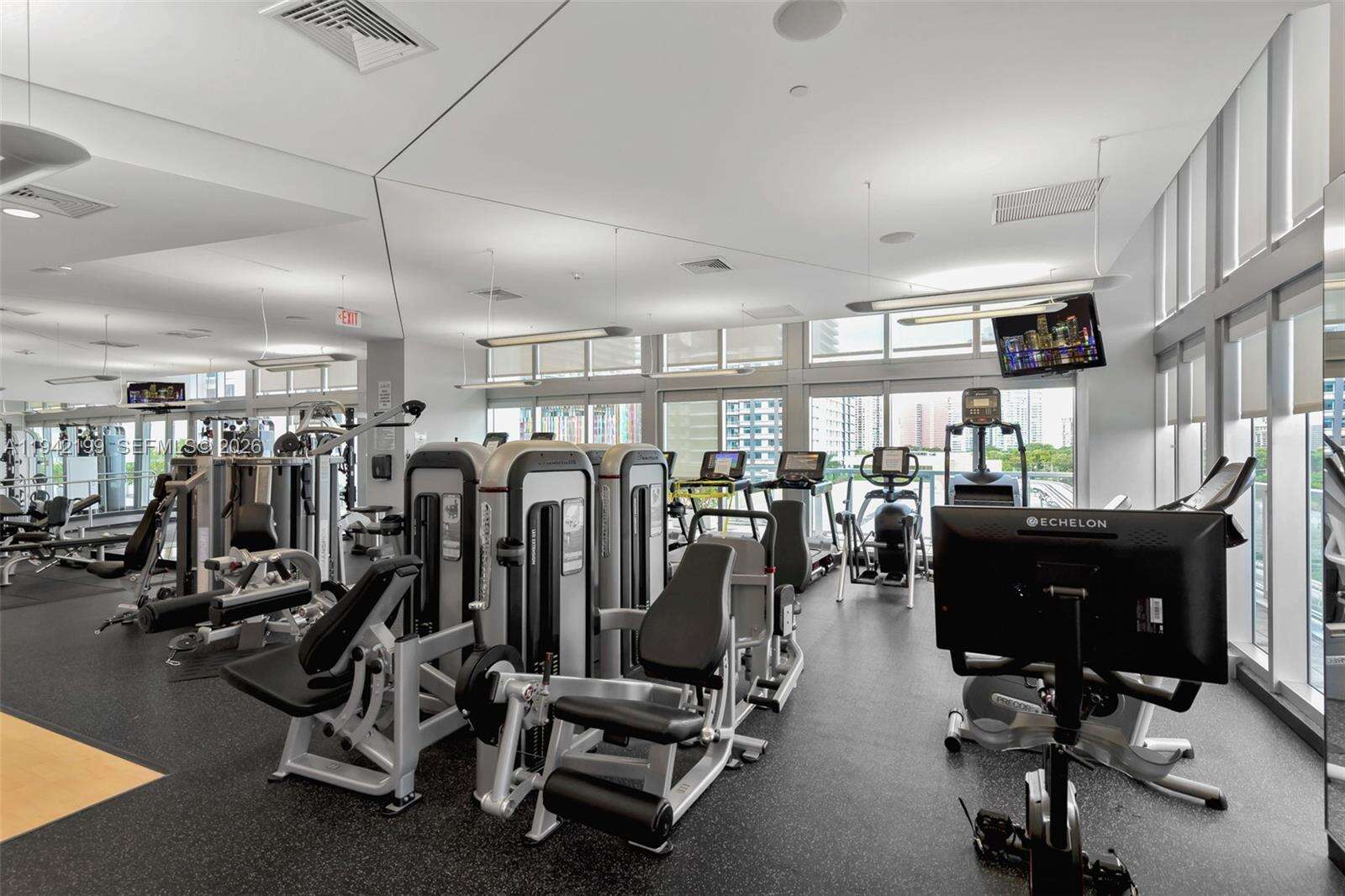 Axis On Brickell at 1111 1 Ave, Miami, FL 33130 - For Sale photo 33