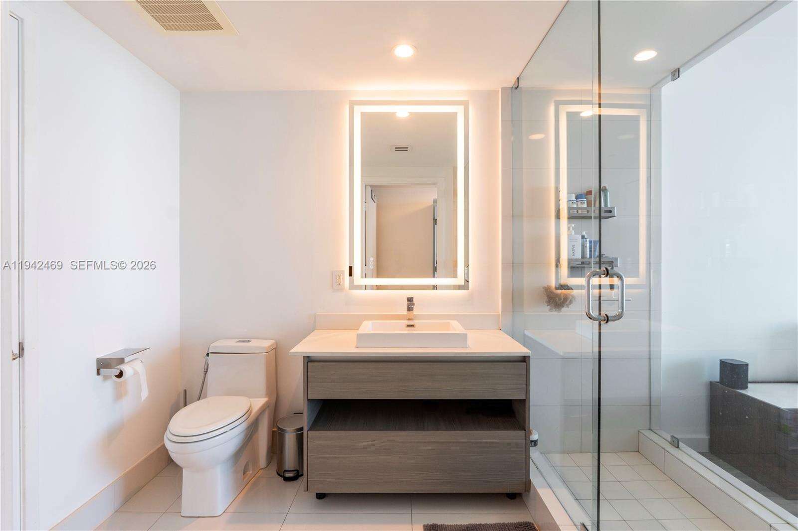 Icon Bay at 460 28 St, Miami, FL 33137 - For Sale photo 14
