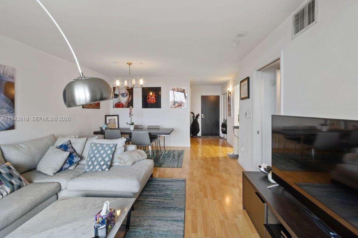 Yacht Club At Portofino at 90 Alton Rd, Miami Beach, FL 33139 - For Sale photo 3