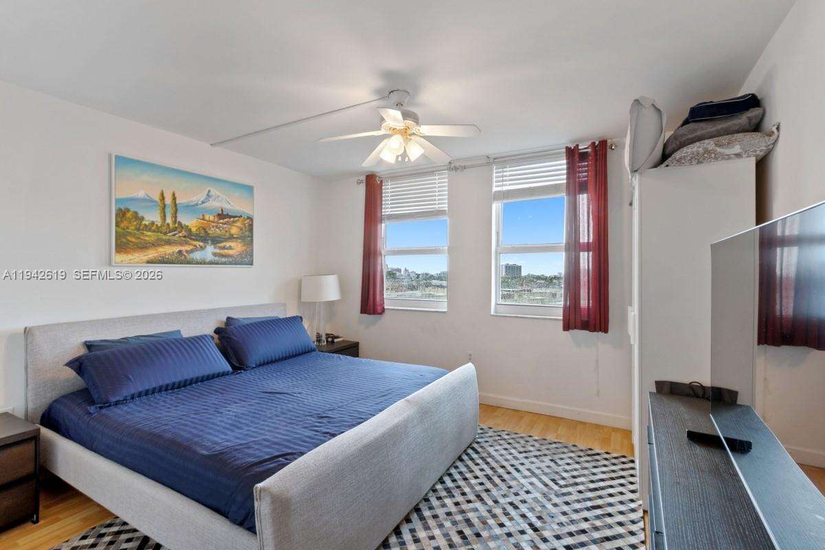 Yacht Club At Portofino at 90 Alton Rd, Miami Beach, FL 33139 - For Sale photo 6