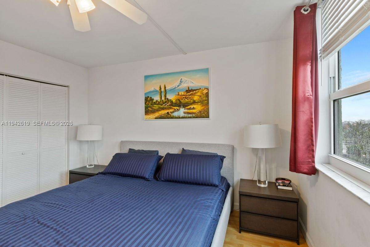 Yacht Club At Portofino at 90 Alton Rd, Miami Beach, FL 33139 - For Sale photo 8