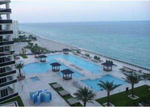 BEACH CLUB TWO - 1830 Ocean Dr, Hallandale Beach, FL 33009 | Picture 5