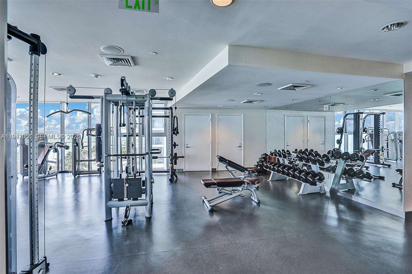 JADE BEACH - 17001 Collins Ave, Sunny Isles Beach, FL 33160 | Picture 22