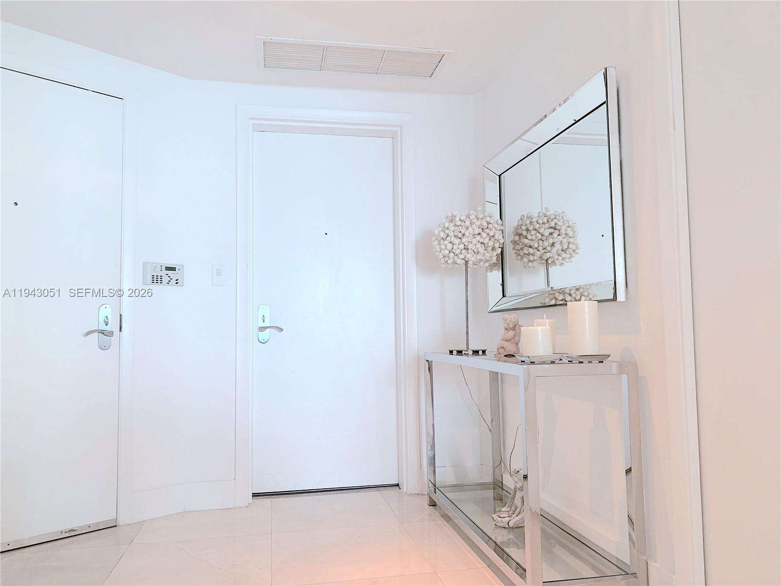 JADE BEACH - 17001 Collins Ave, Sunny Isles Beach, FL 33160 | Picture 6