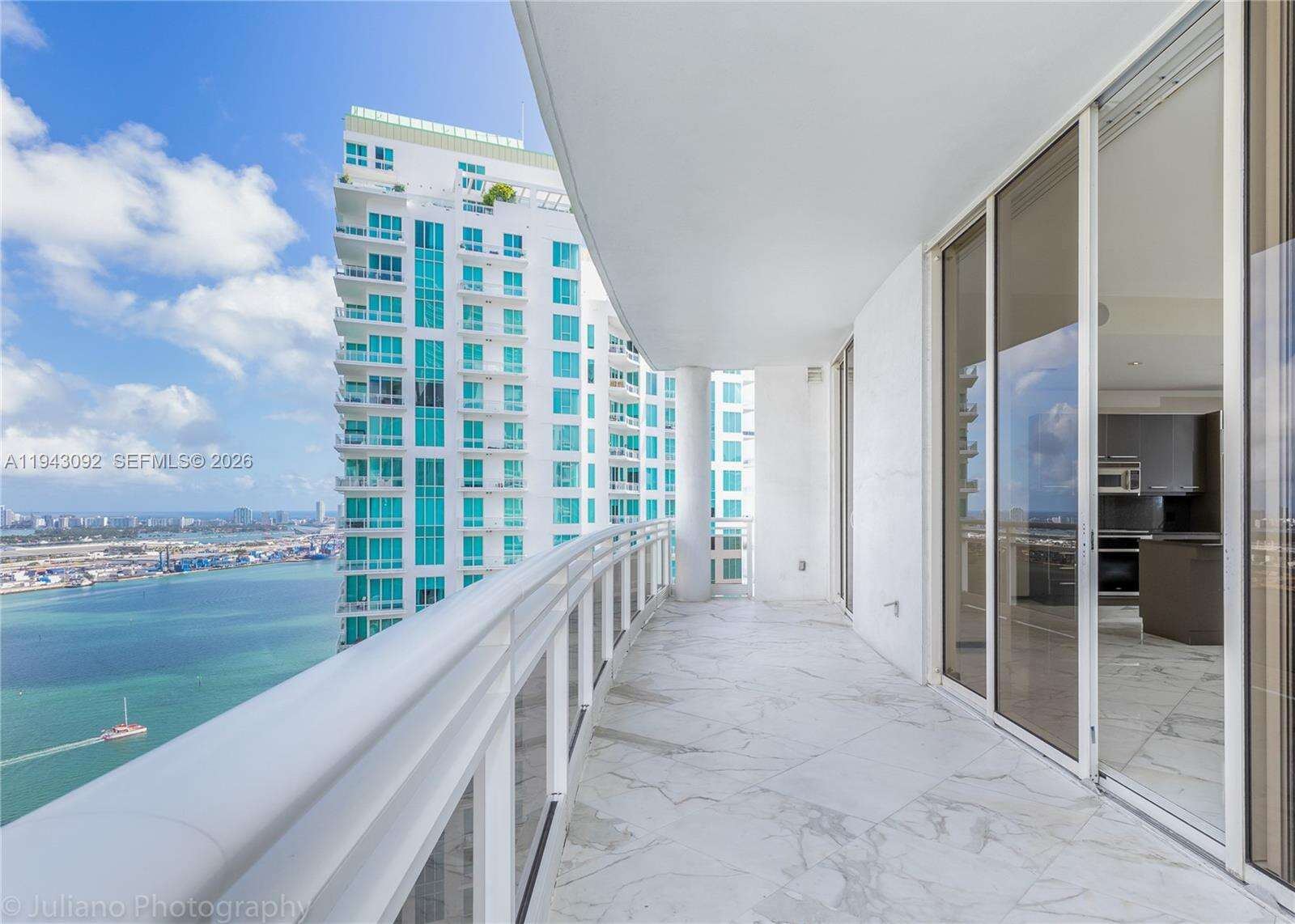 CARBONELL - 901 Brickell Key Blvd, Miami, FL 33131 | Picture 24