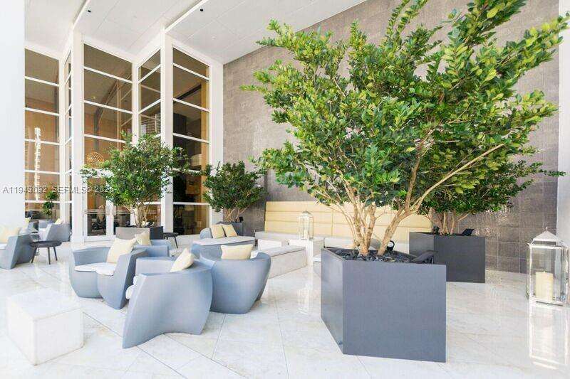 CARBONELL - 901 Brickell Key Blvd, Miami, FL 33131 | Picture 37