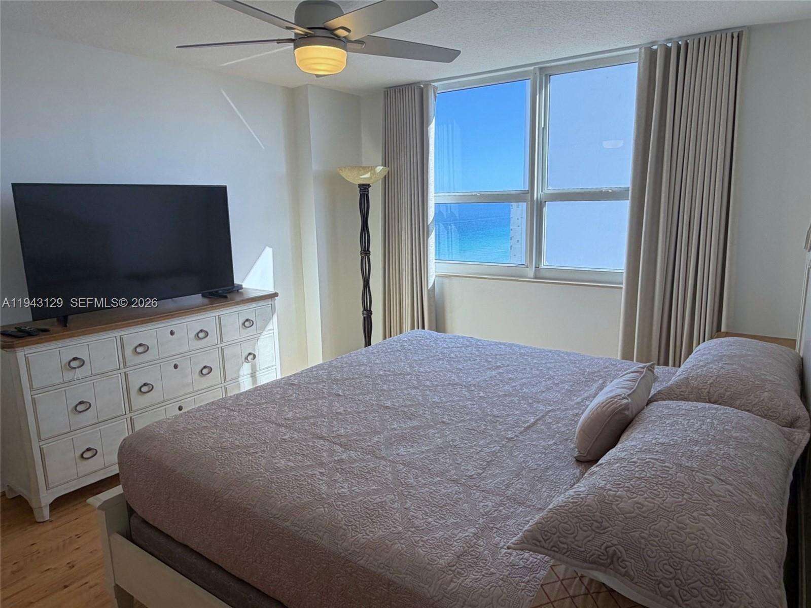 2080 Ocean Dr, Hallandale Beach, FL 33009 - For Sale photo 12