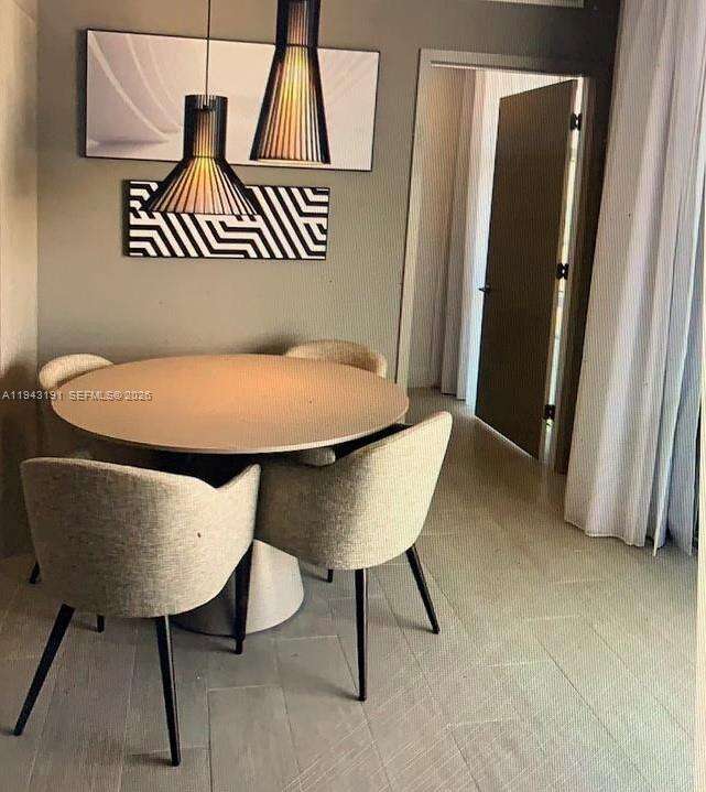 Hyde Beach House at 4010 Ocean Dr, Hollywood, FL 33019 - For Sale photo 2
