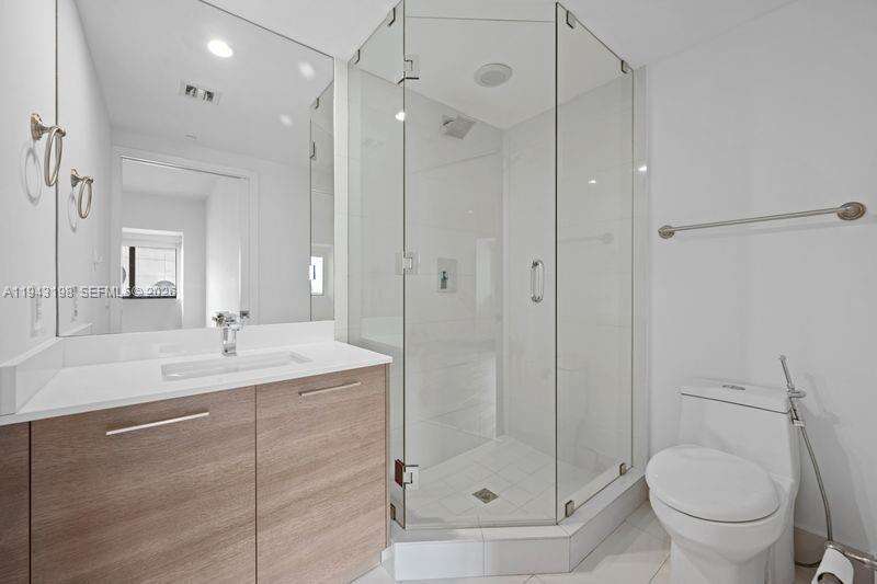 Paraiso Bay at 650 32 St, Miami, FL 33137 - For Sale photo 17