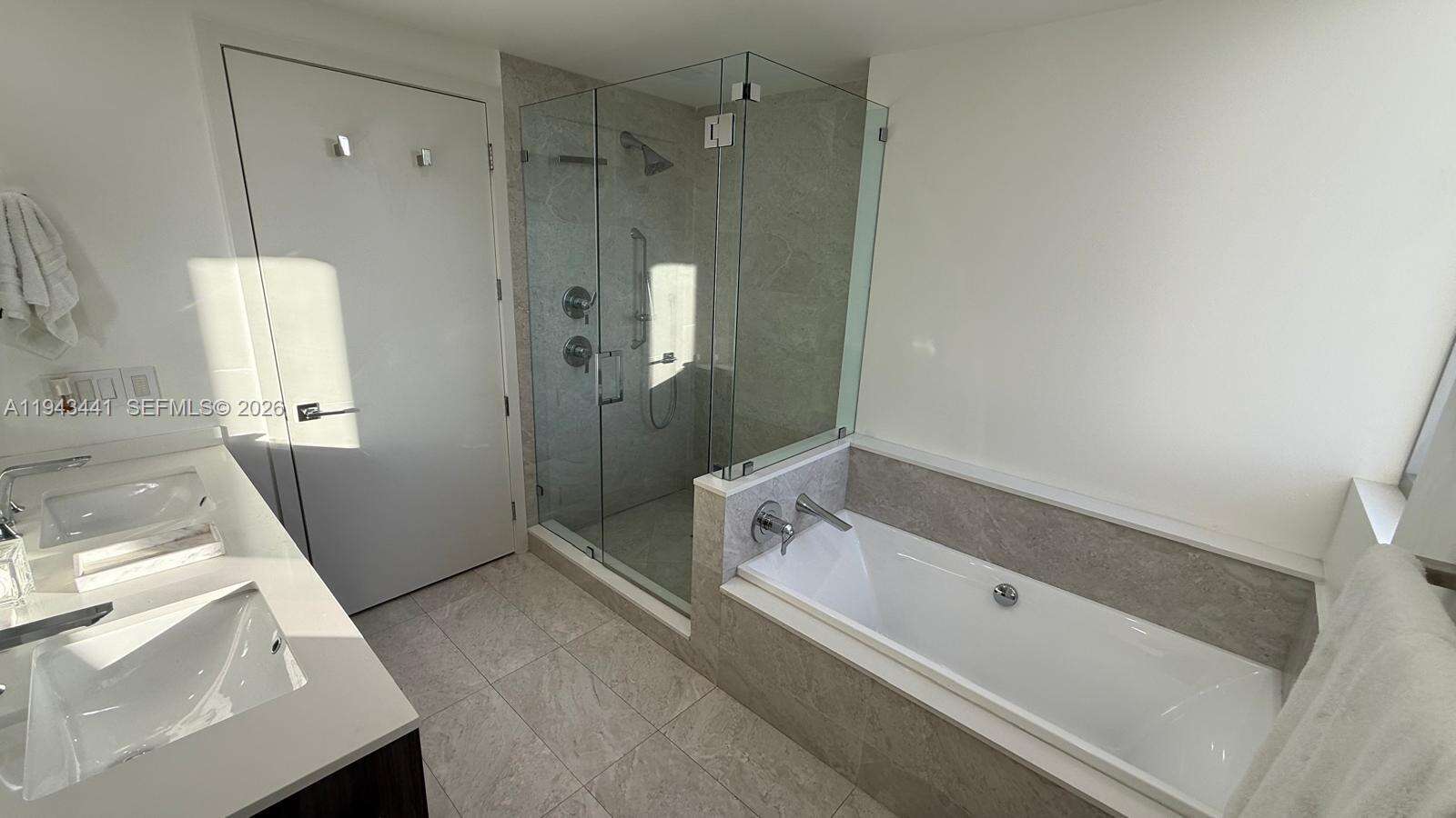 ARIA ON THE BAY - 488 18 St, Miami, FL 33132 | Picture 21