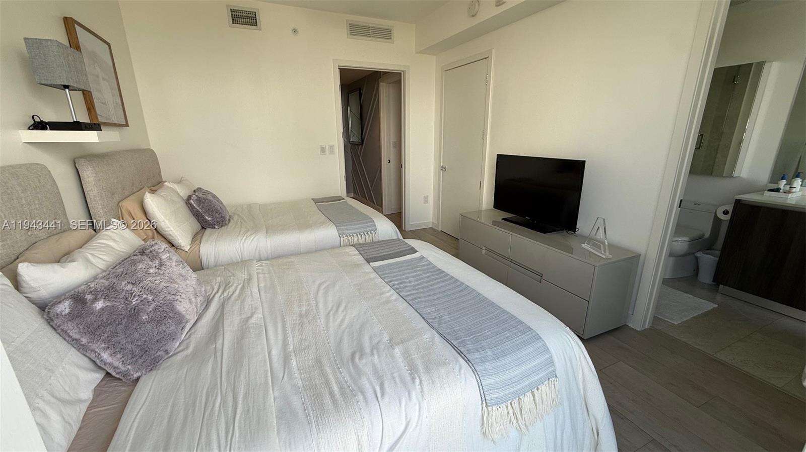 ARIA ON THE BAY - 488 18 St, Miami, FL 33132 | Picture 30