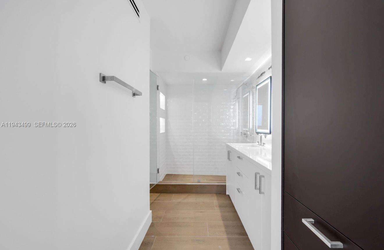 THE WAVERLY AT SOUTH BEACH - 1330 W Ave, Miami Beach, FL 33139 | Picture 14