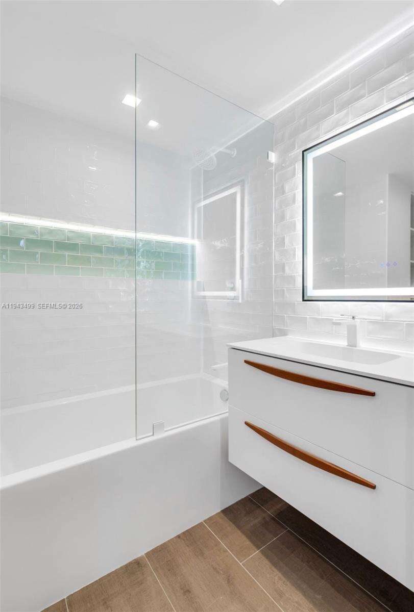 THE WAVERLY AT SOUTH BEACH - 1330 W Ave, Miami Beach, FL 33139 | Picture 19