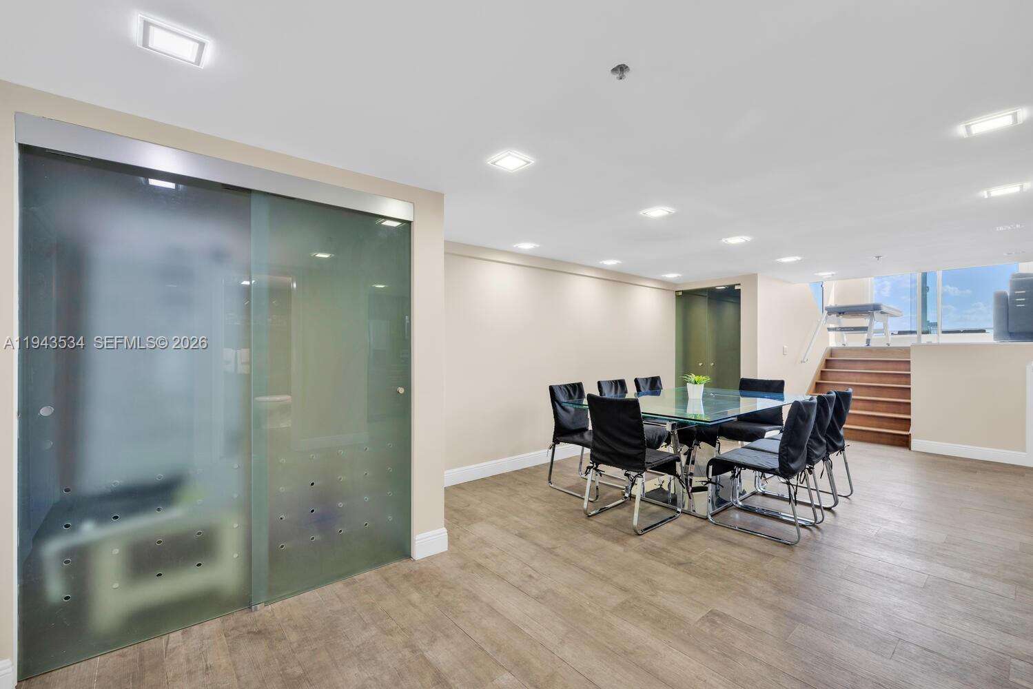 CASTLE BEACH CLUB - 5445 Collins Ave, Miami Beach, FL 33140 | Picture 21