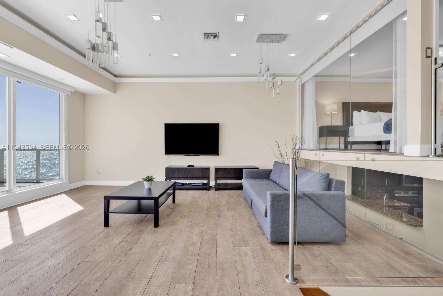 CASTLE BEACH CLUB - 5445 Collins Ave, Miami Beach, FL 33140 | Picture 26