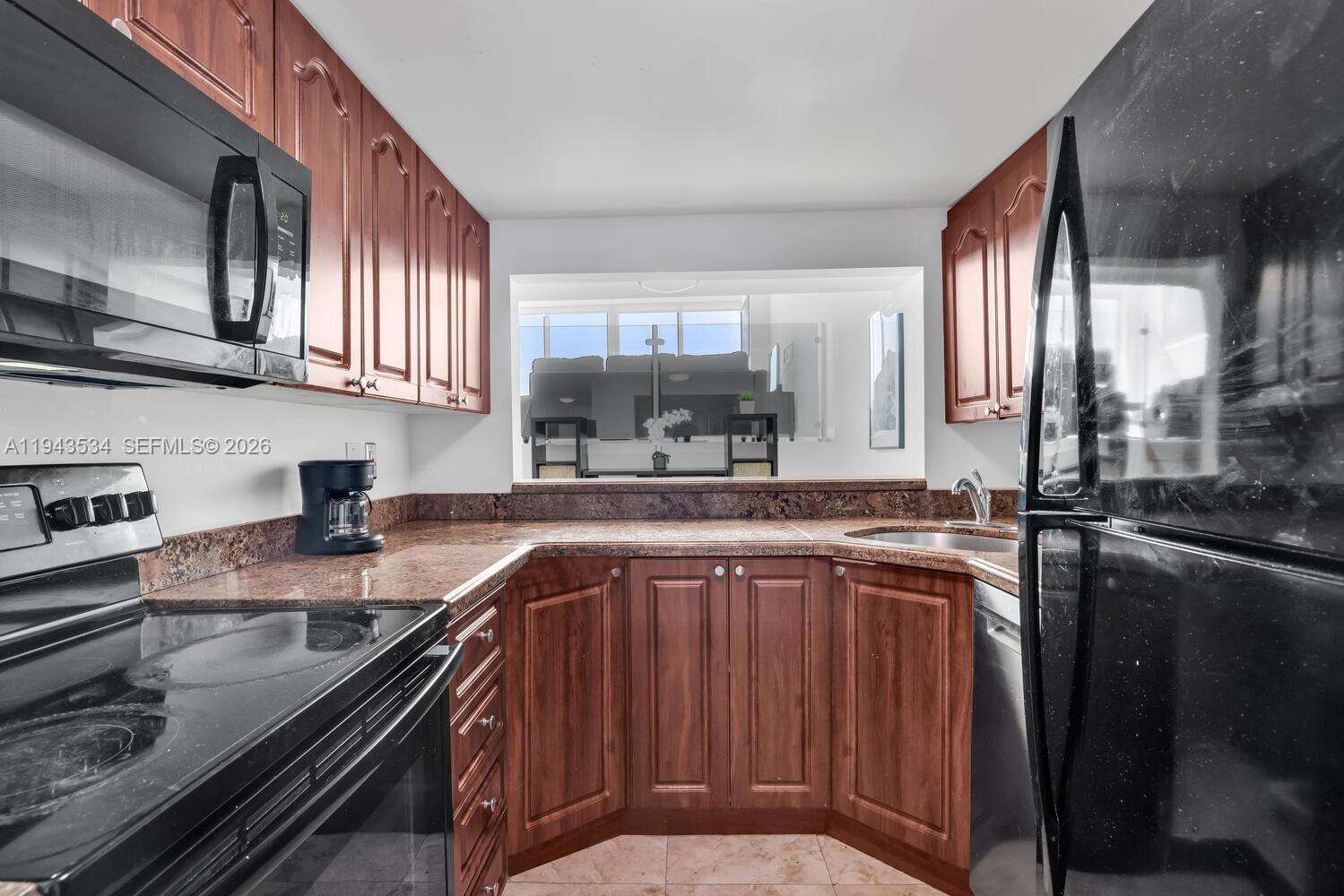 CASTLE BEACH CLUB - 5445 Collins Ave, Miami Beach, FL 33140 | Picture 44