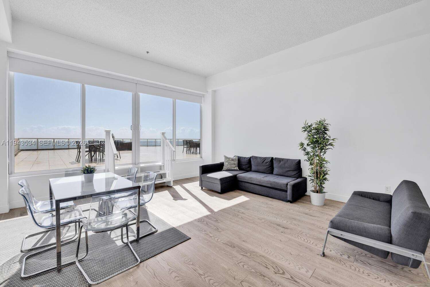 CASTLE BEACH CLUB - 5445 Collins Ave, Miami Beach, FL 33140 | Picture 48