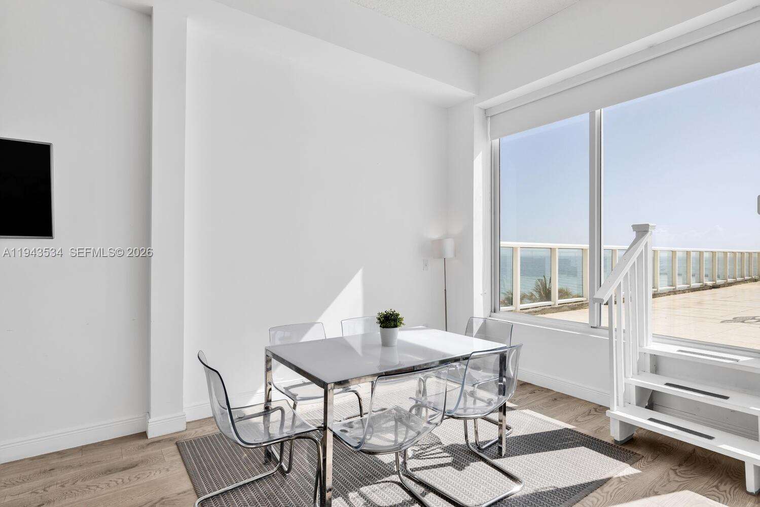 CASTLE BEACH CLUB - 5445 Collins Ave, Miami Beach, FL 33140 | Picture 49