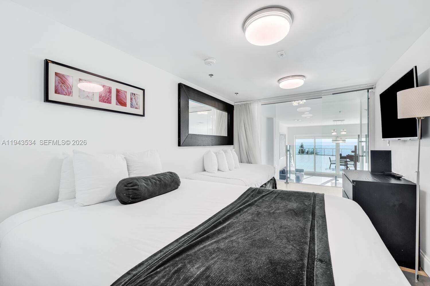 CASTLE BEACH CLUB - 5445 Collins Ave, Miami Beach, FL 33140 | Picture 52