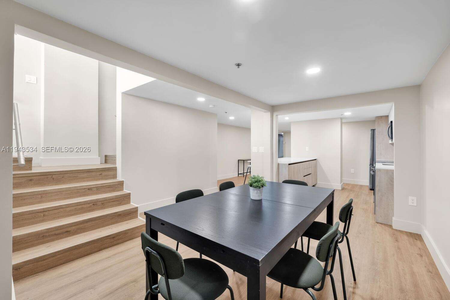 CASTLE BEACH CLUB - 5445 Collins Ave, Miami Beach, FL 33140 | Picture 10