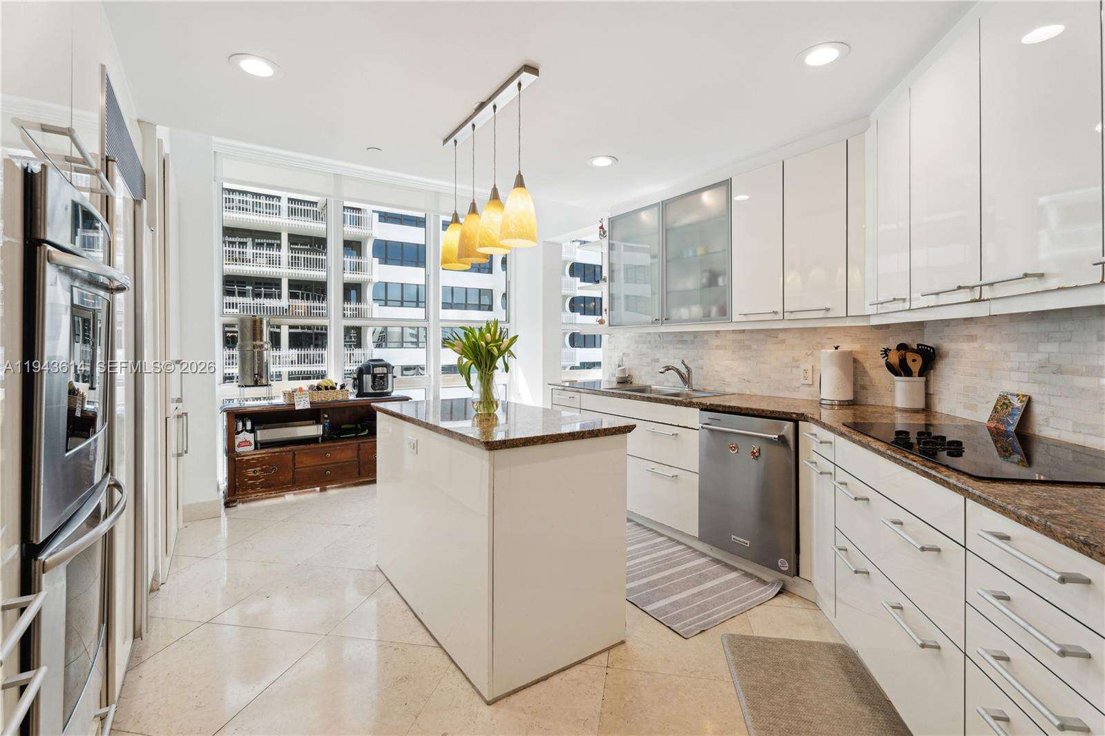 BELLINI - 10225 Collins Ave, Bal Harbour, FL 33154 | Picture 4