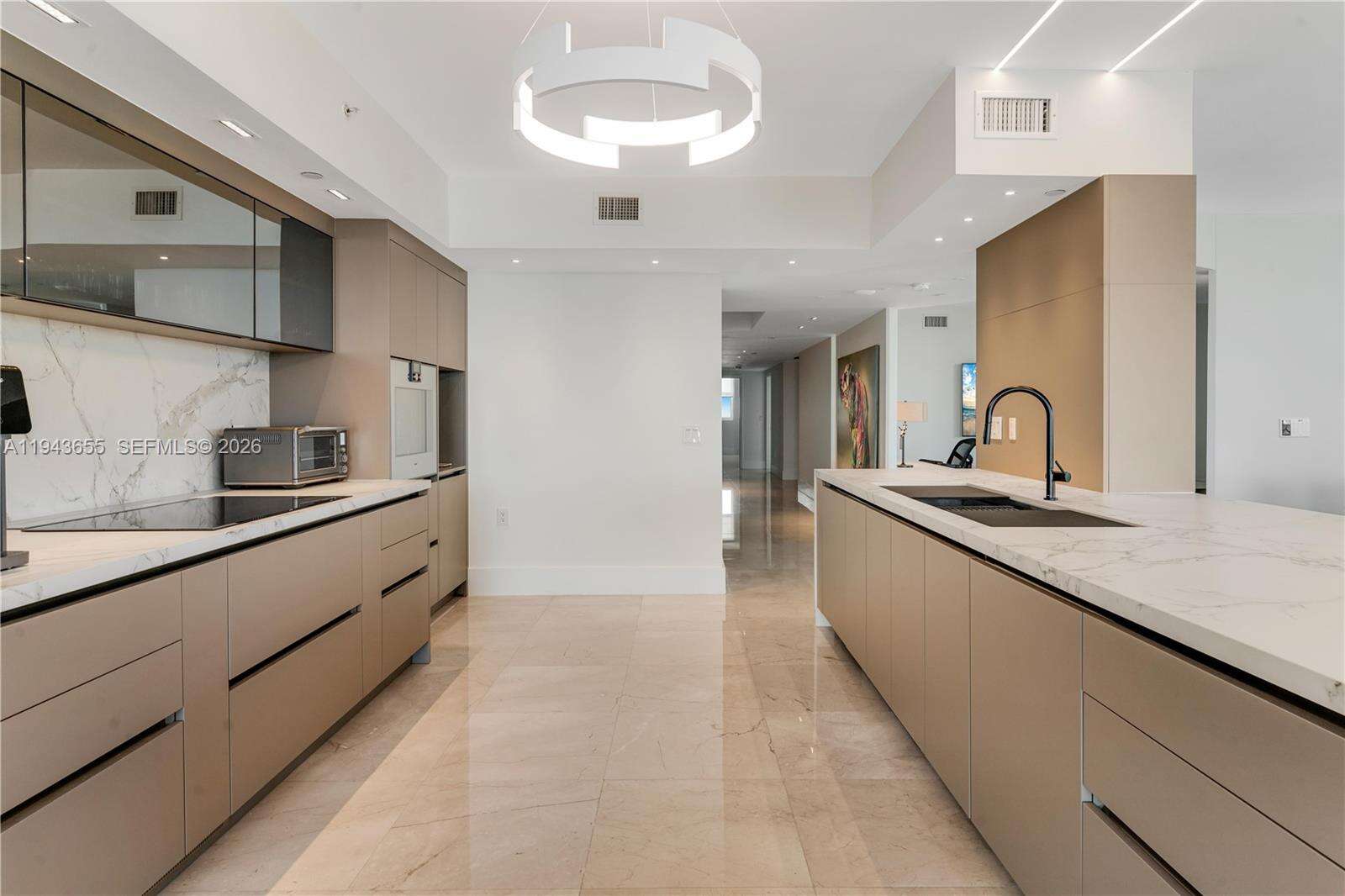 THE PENINSULA II - 3301 183rd St, Aventura, FL 33160 | Picture 9