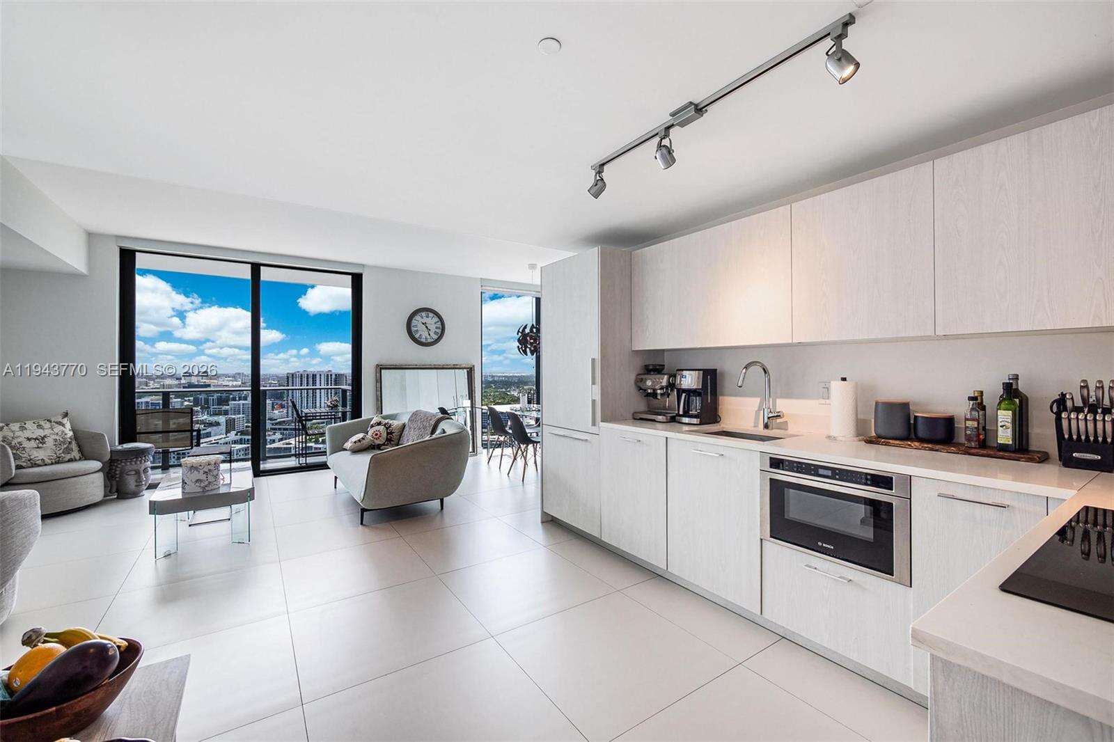 Paraiso Bayviews at 501 31 St, Miami, FL 33137 - For Sale photo 4