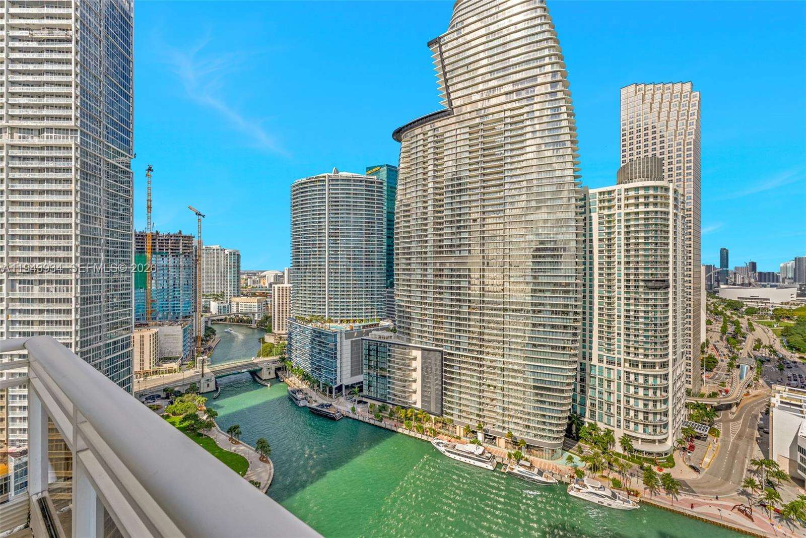 CARBONELL - 901 Brickell Key Blvd, Miami, FL 33131 | Picture 16