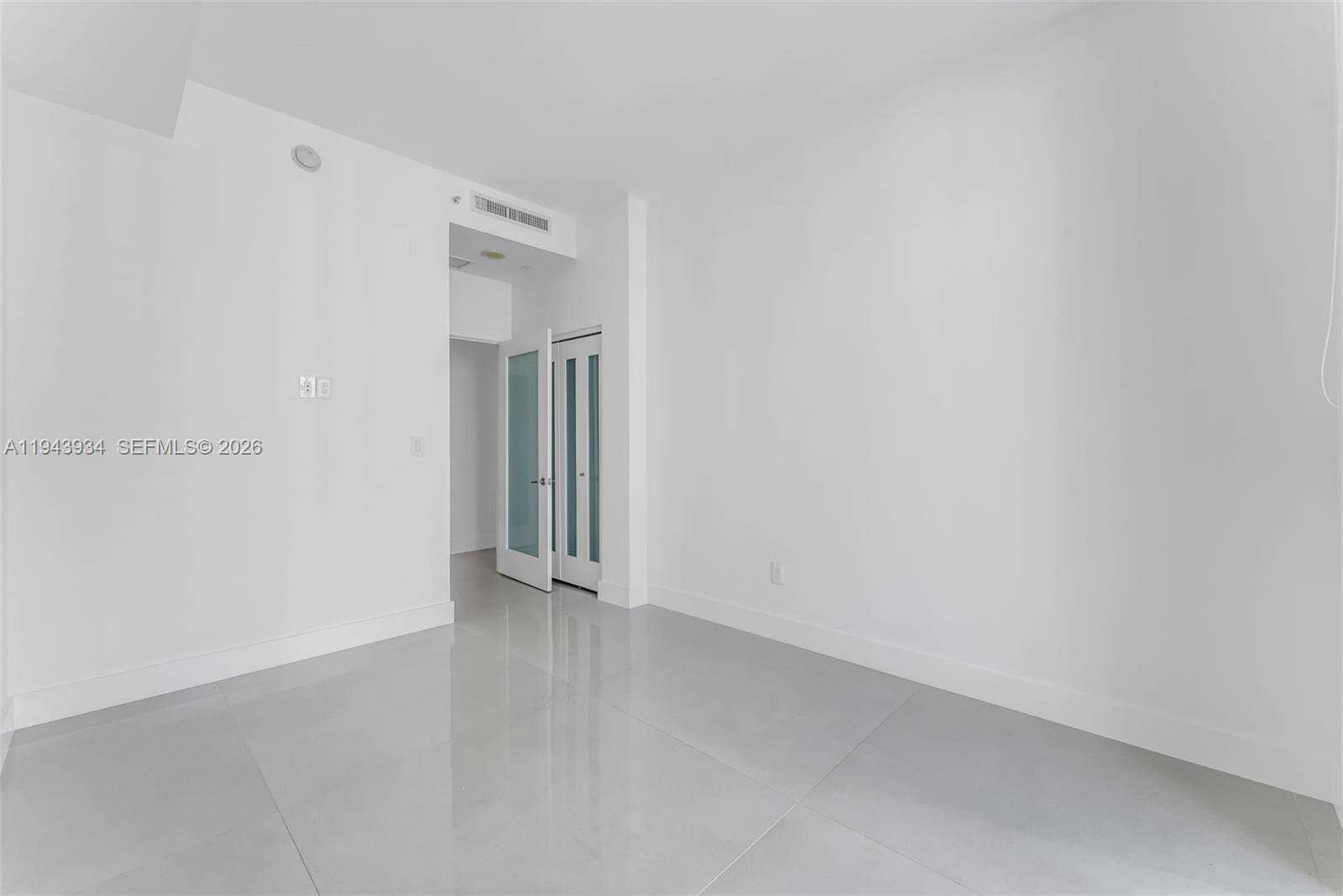 CARBONELL - 901 Brickell Key Blvd, Miami, FL 33131 | Picture 25