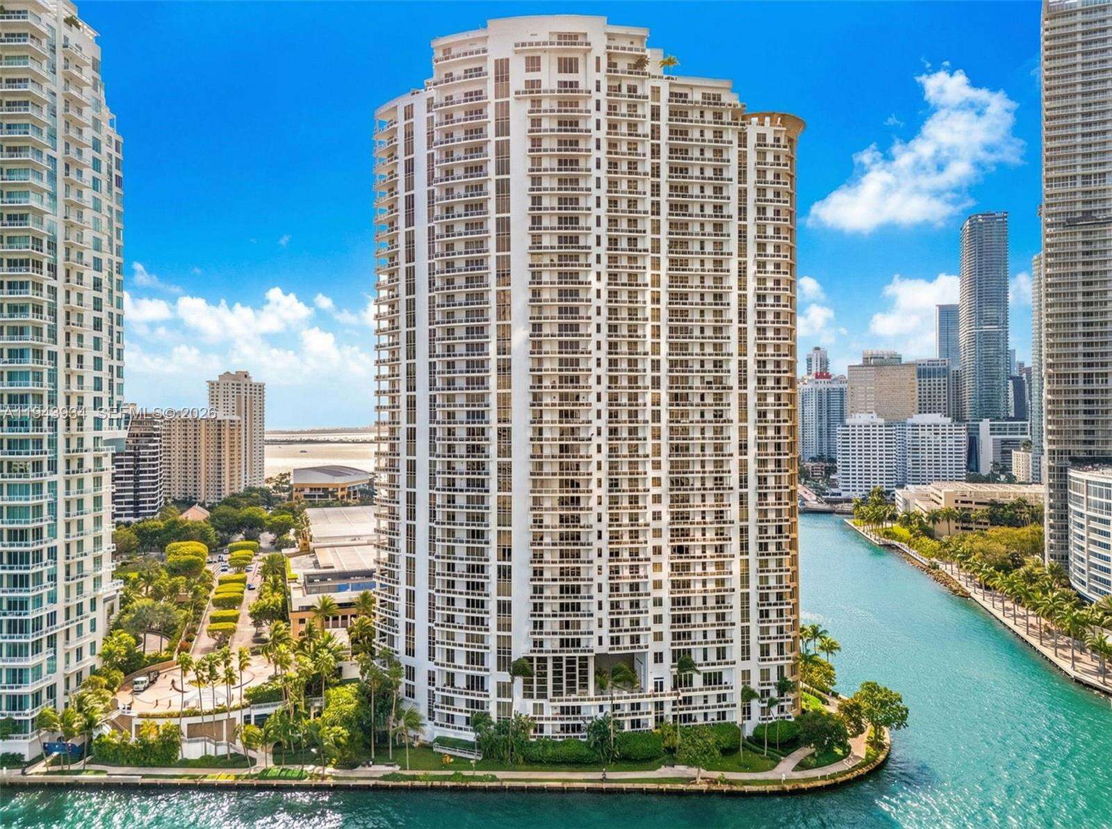 CARBONELL - 901 Brickell Key Blvd, Miami, FL 33131 | Picture 31