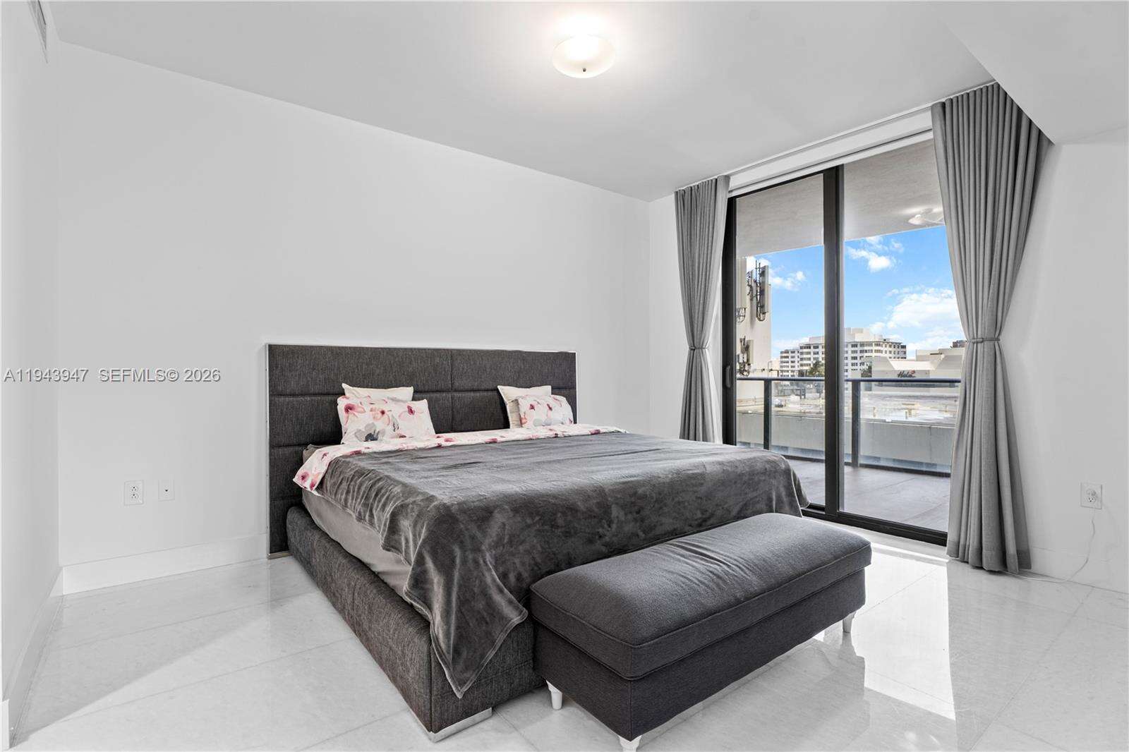 1010 BRICKELL - 1010 Brickell Ave, Miami, FL 33131 | Picture 14