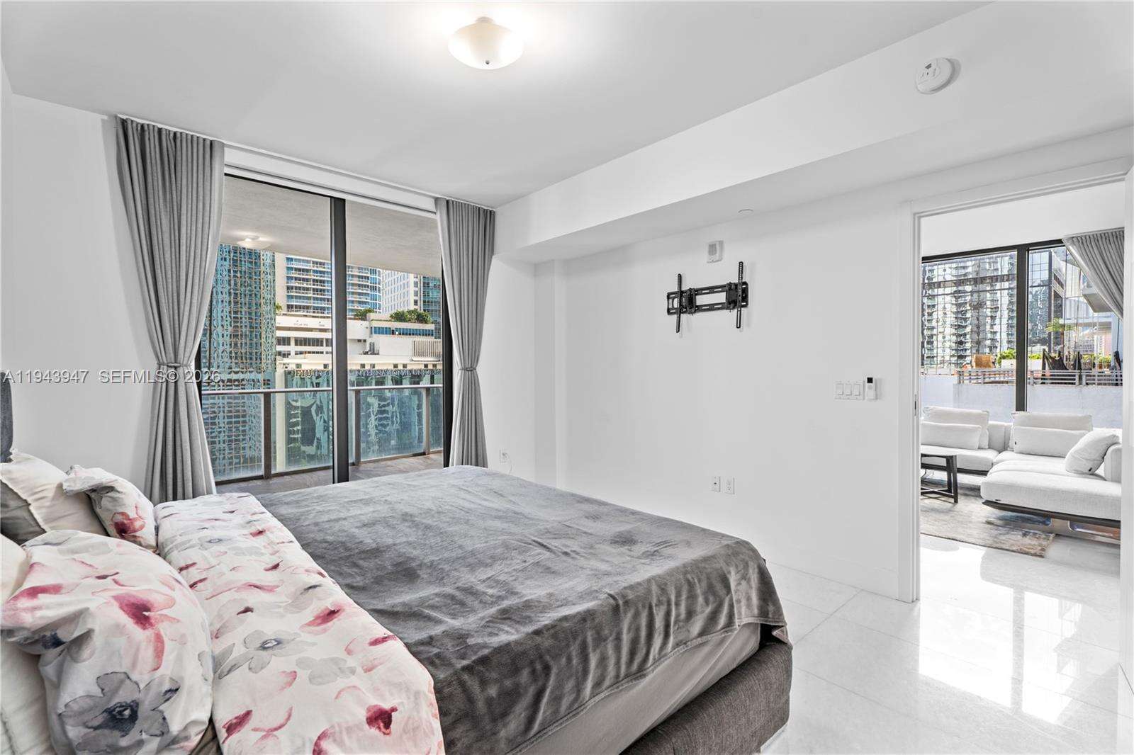 1010 BRICKELL - 1010 Brickell Ave, Miami, FL 33131 | Picture 15
