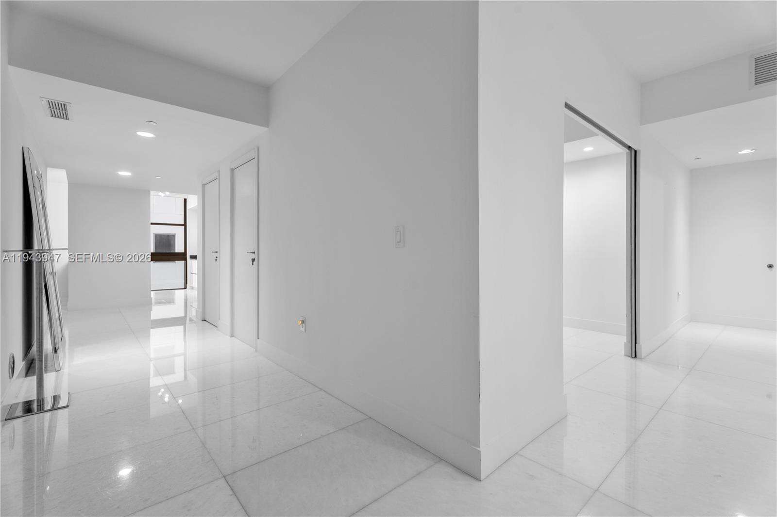 1010 BRICKELL - 1010 Brickell Ave, Miami, FL 33131 | Picture 22