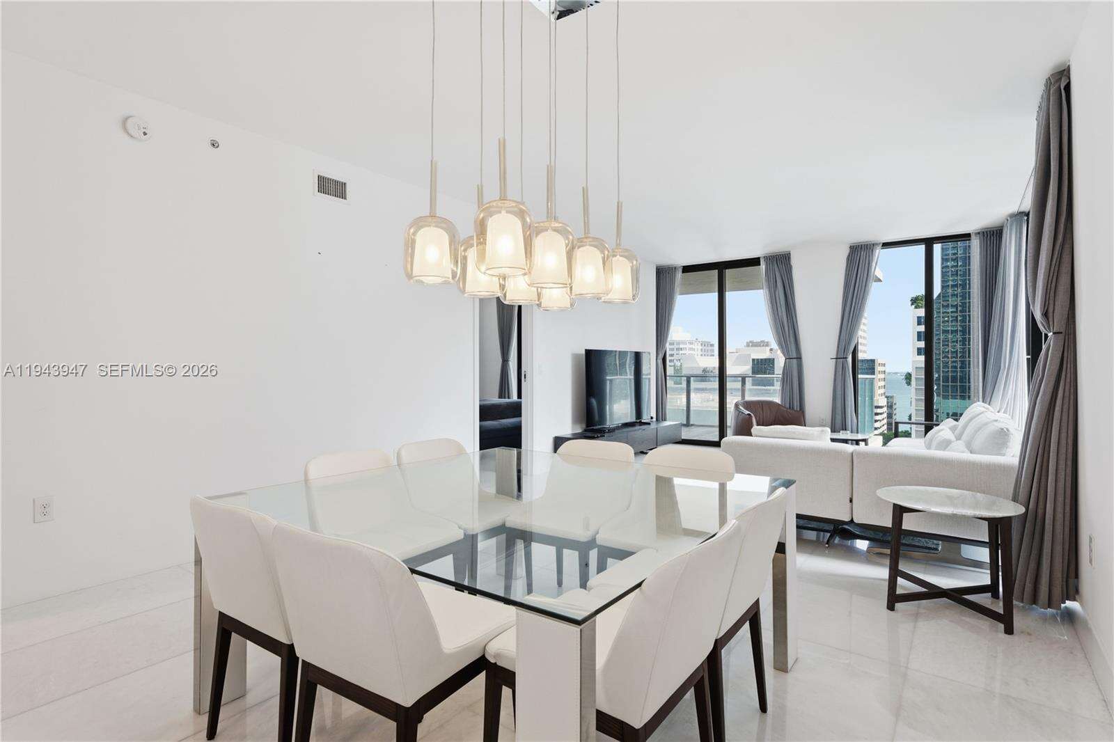 1010 BRICKELL - 1010 Brickell Ave, Miami, FL 33131 | Picture 5