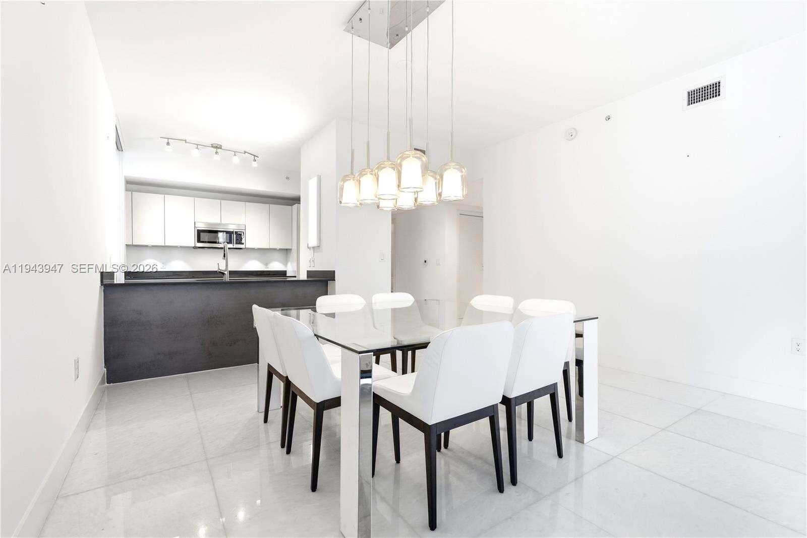 1010 BRICKELL - 1010 Brickell Ave, Miami, FL 33131 | Picture 7