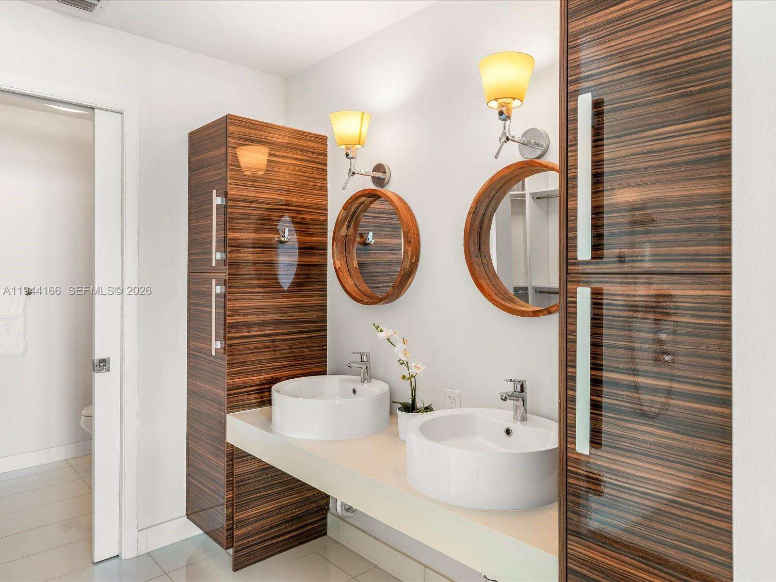 PARAMOUNT BAY - 2020 Bayshore Dr, Miami, FL 33137 | Picture 23