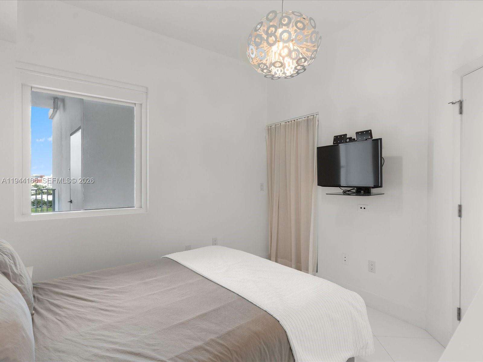 PARAMOUNT BAY - 2020 Bayshore Dr, Miami, FL 33137 | Picture 26