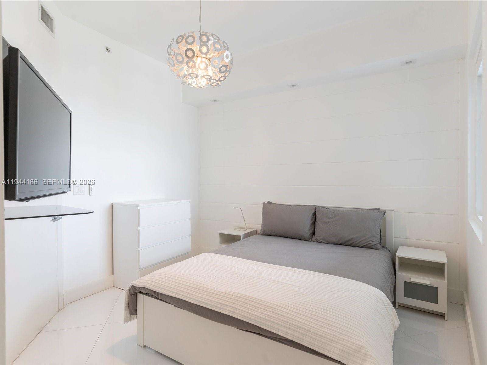 PARAMOUNT BAY - 2020 Bayshore Dr, Miami, FL 33137 | Picture 27