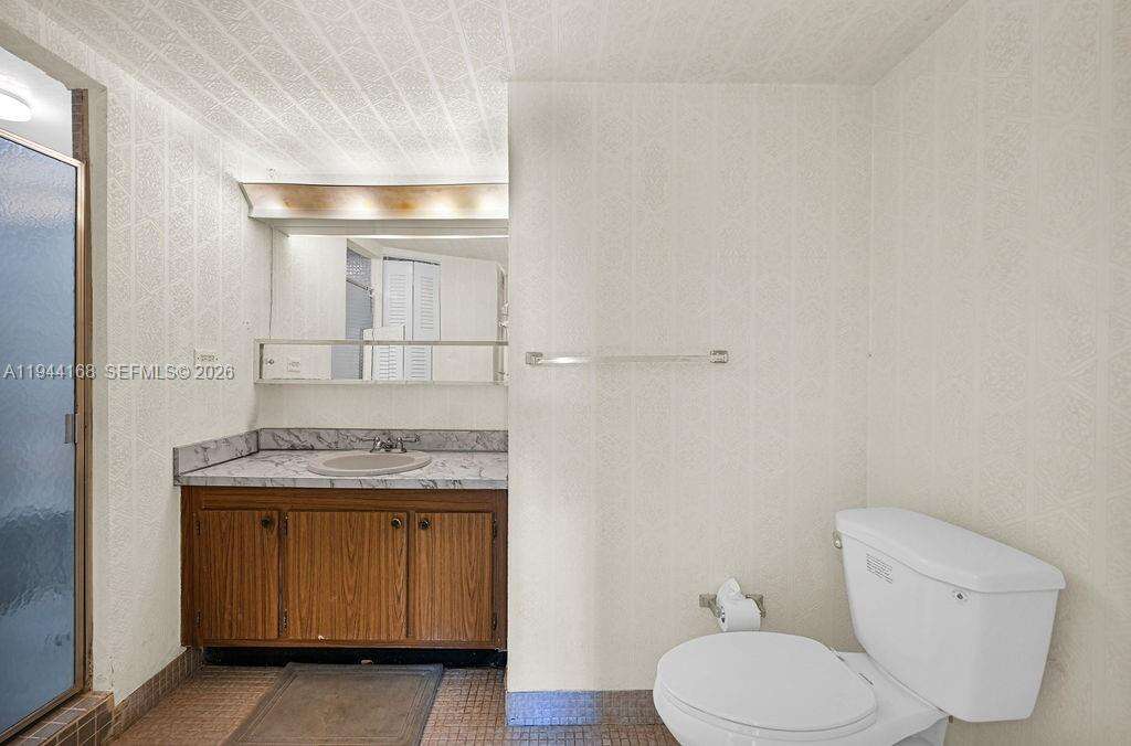 Burleigh House at 7135 Collins Ave, Miami Beach, FL 33141 - For Sale photo 25