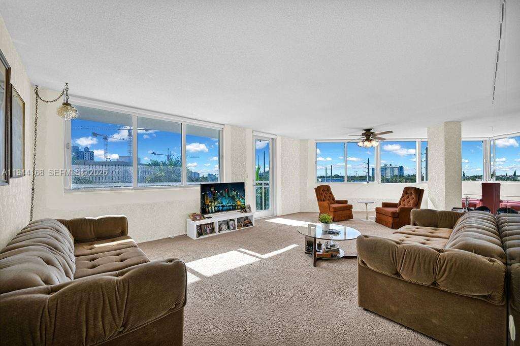 Burleigh House at 7135 Collins Ave, Miami Beach, FL 33141 - For Sale photo 35
